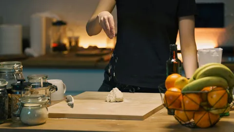 Kaken er søtet med erytritol, som ikke hever blodsukkeret.